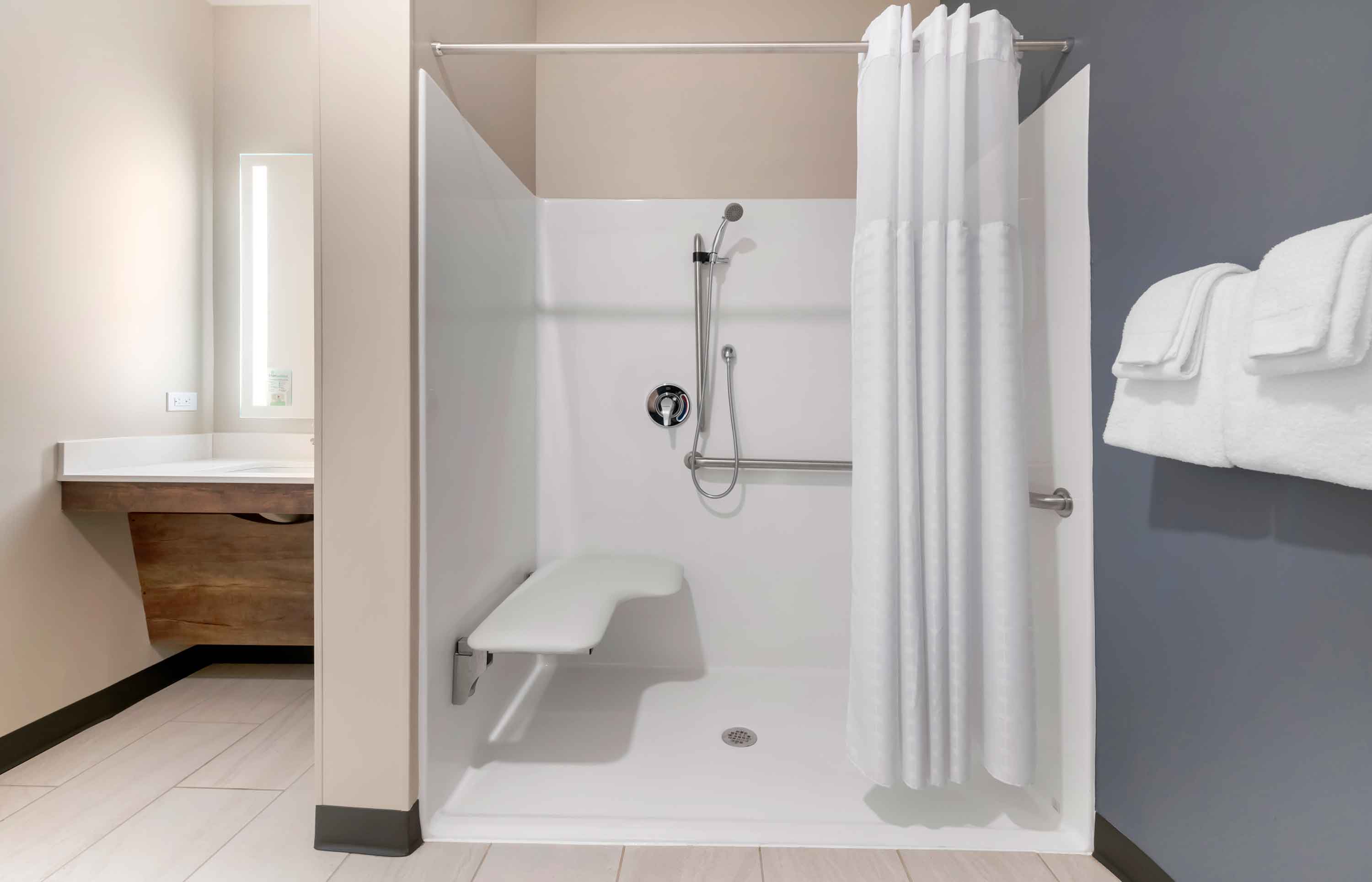 Studio Suite - 2 Queen Beds