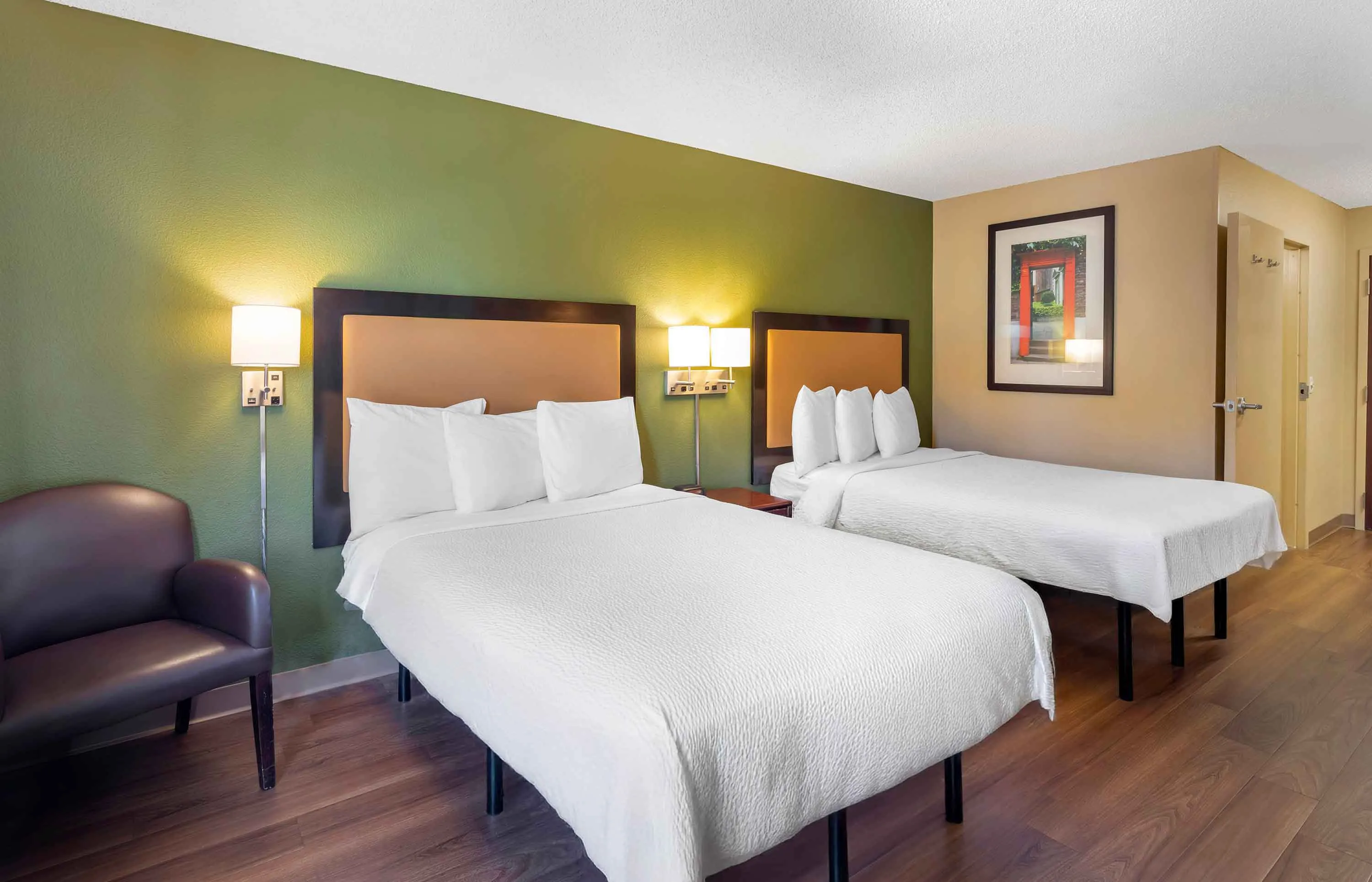 Studio Suite - 2 Queen Beds