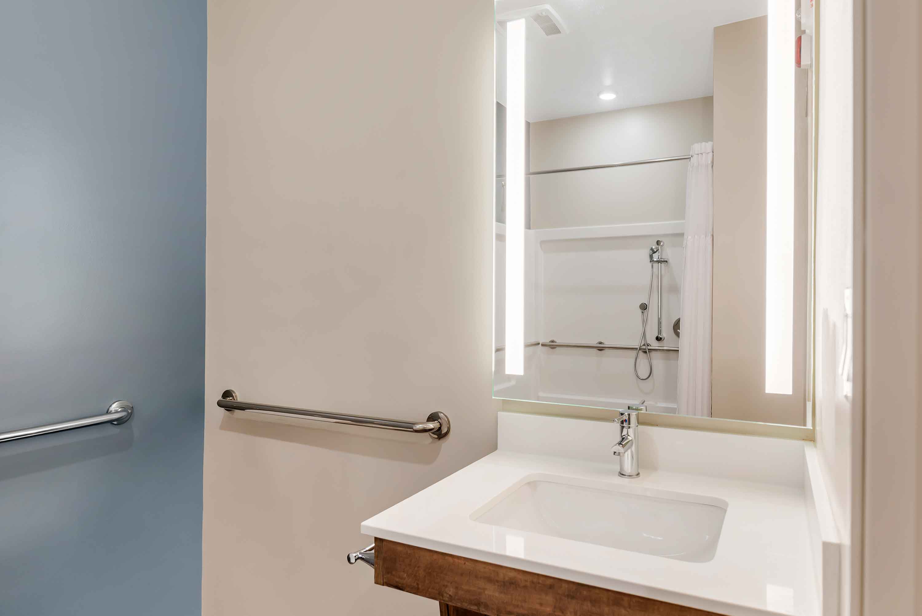 Studio Suite - 2 Queen Beds