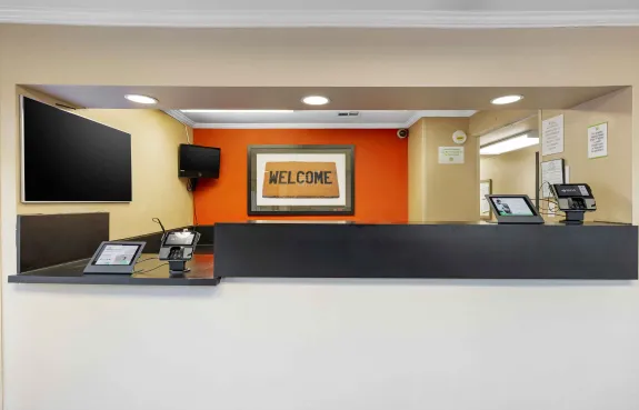 Lobby and Guest Check-in