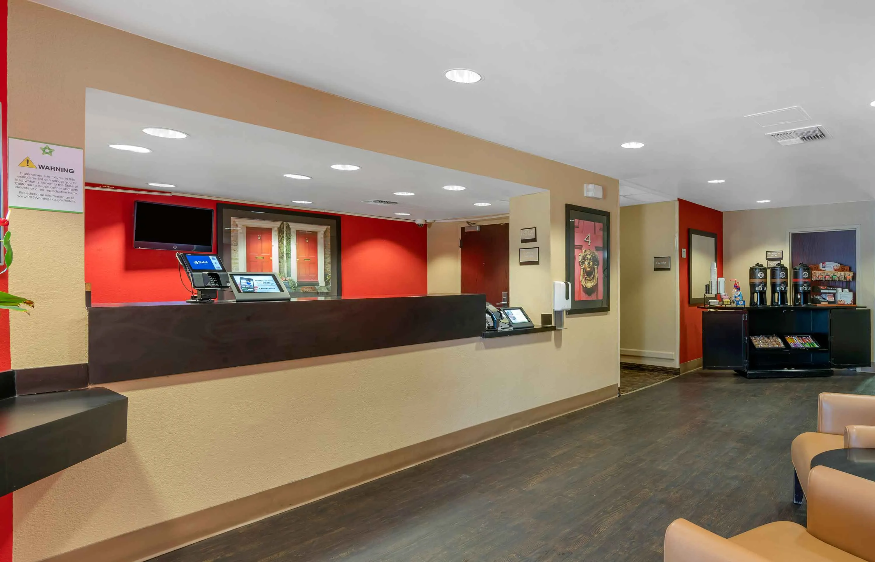 Lobby and Guest Check-in