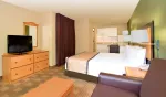 Deluxe Studio - 1 King Bed