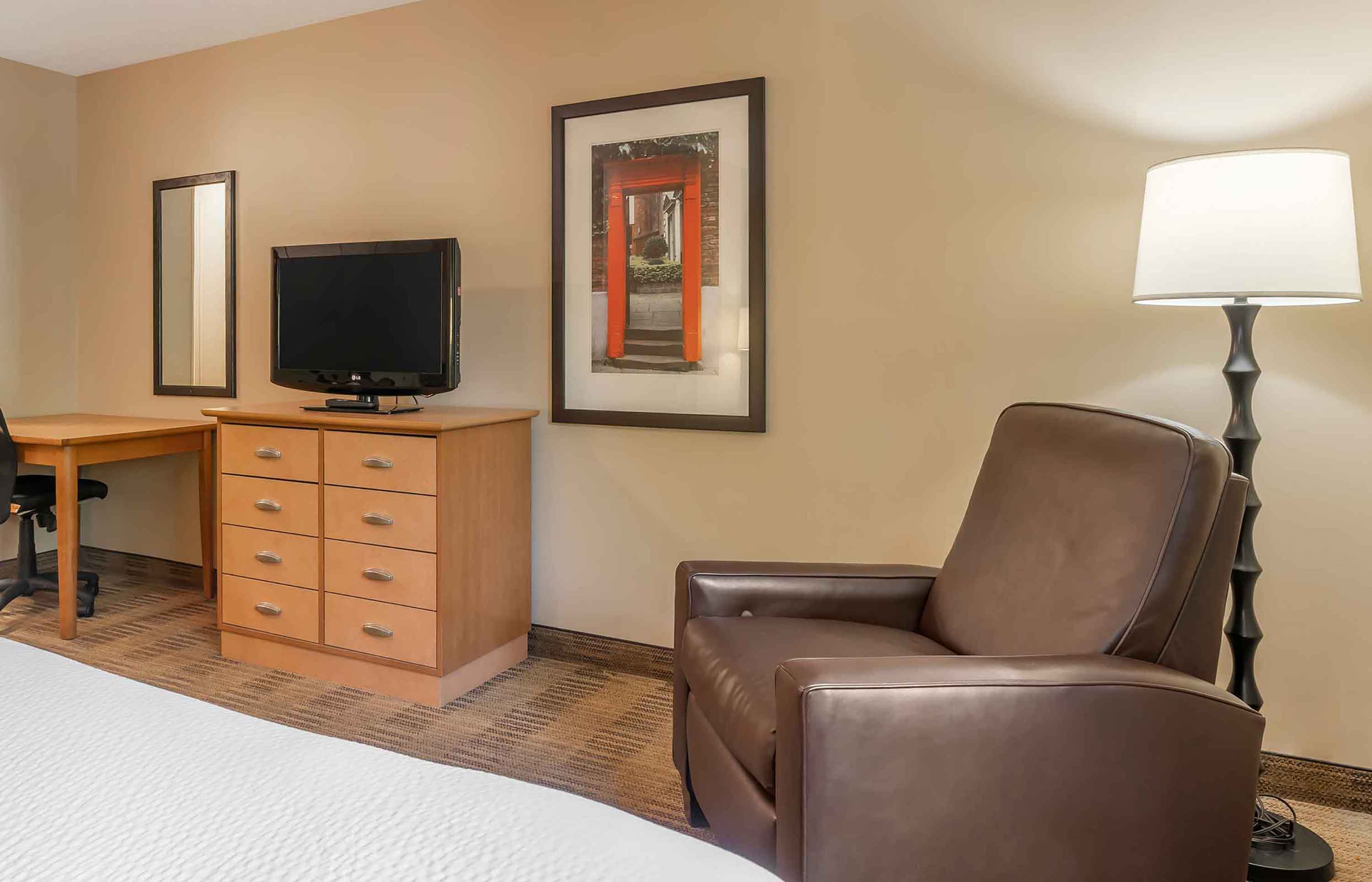 Studio Suite - 1 Queen Bed