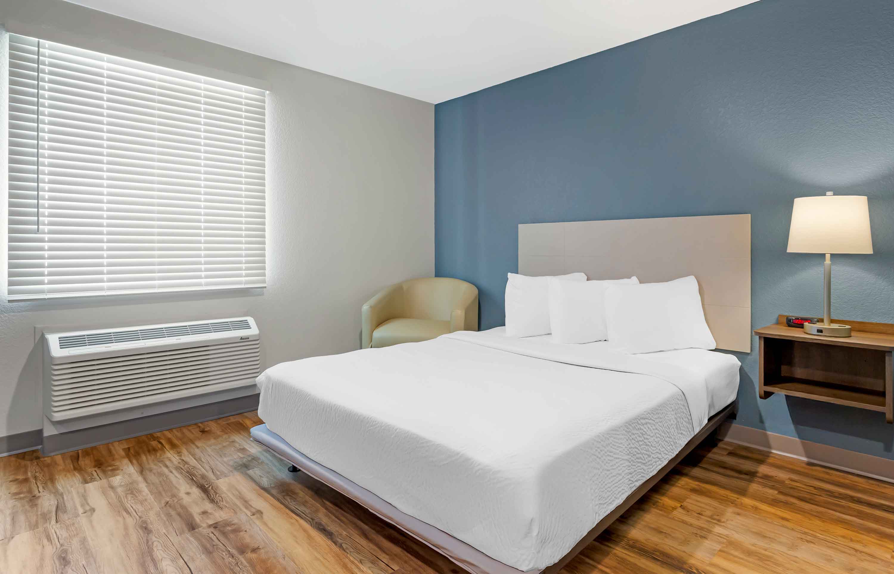 Studio Suite - 1 Queen Bed